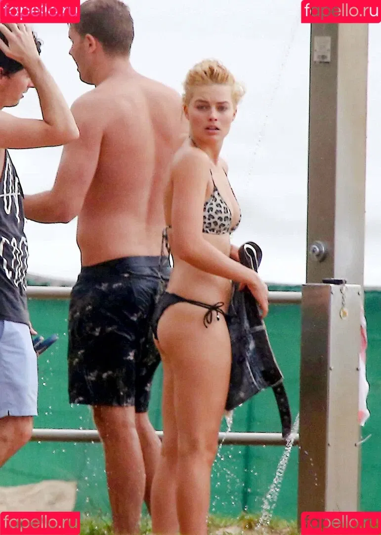 Margot Robbie Onlyfans Photo Gallery 