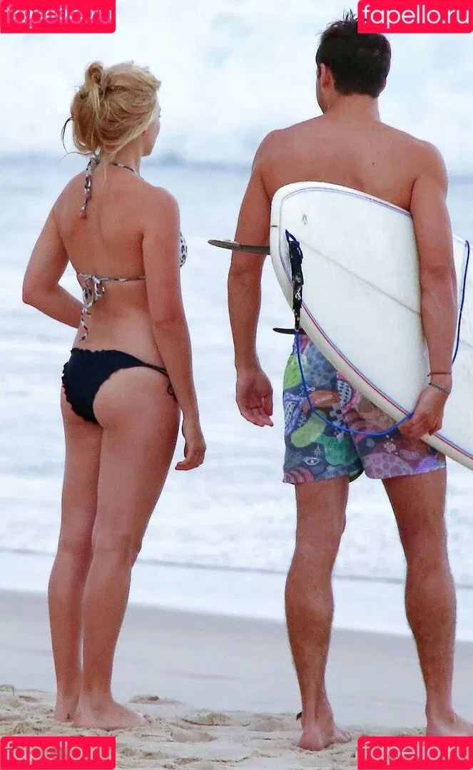 Margot Robbie Onlyfans Photo Gallery 