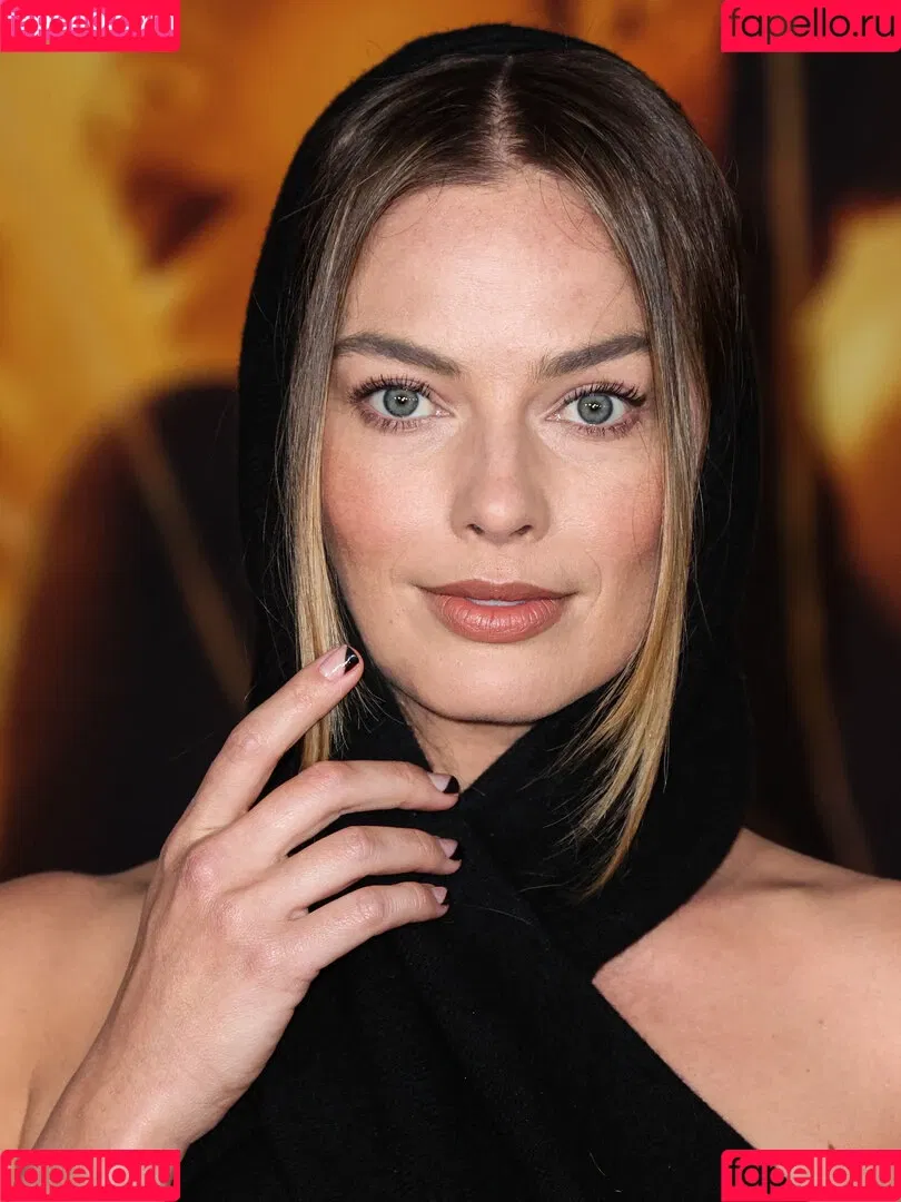 Margot Robbie Onlyfans Photo Gallery 
