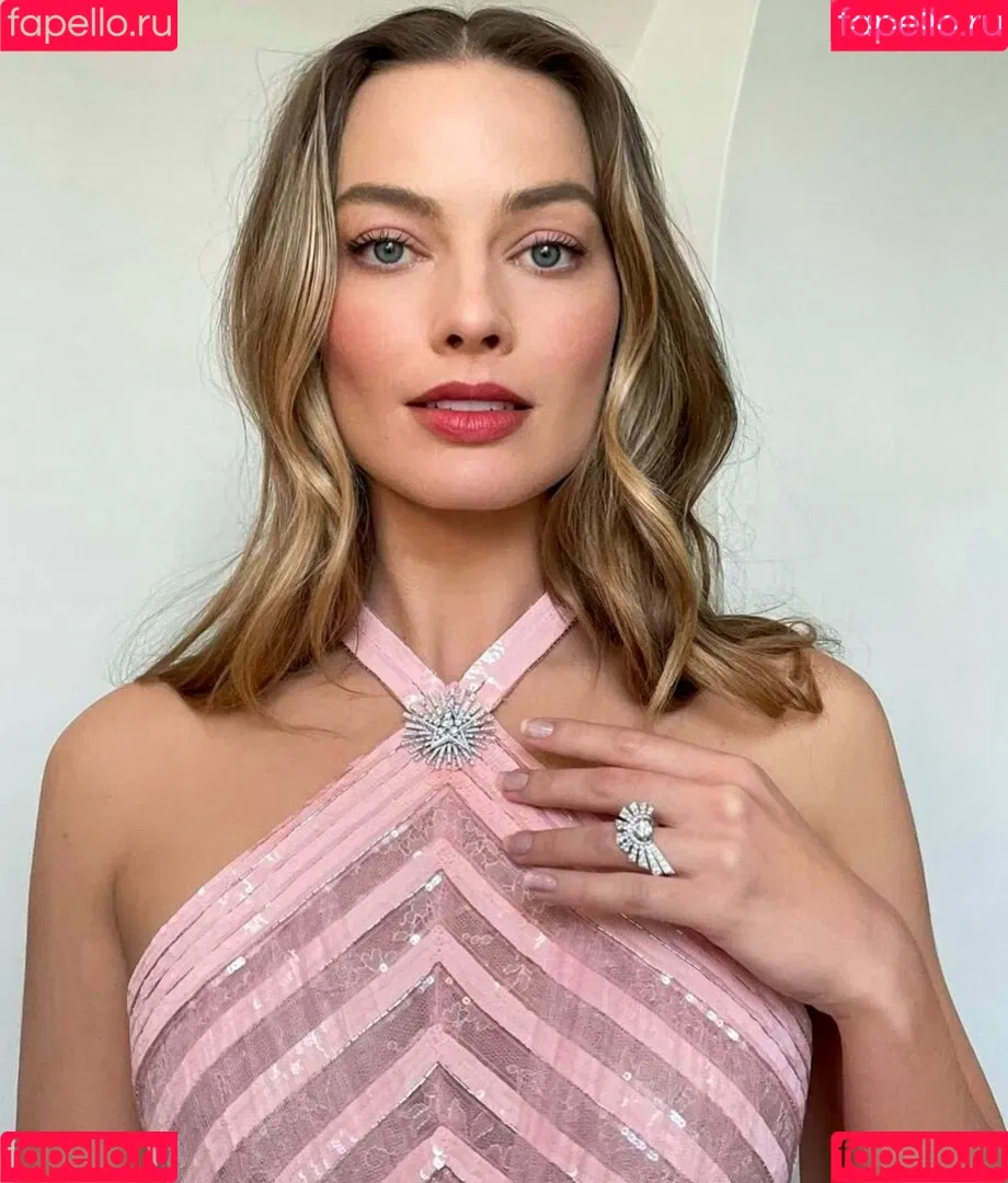 Margot Robbie Onlyfans Photo Gallery 