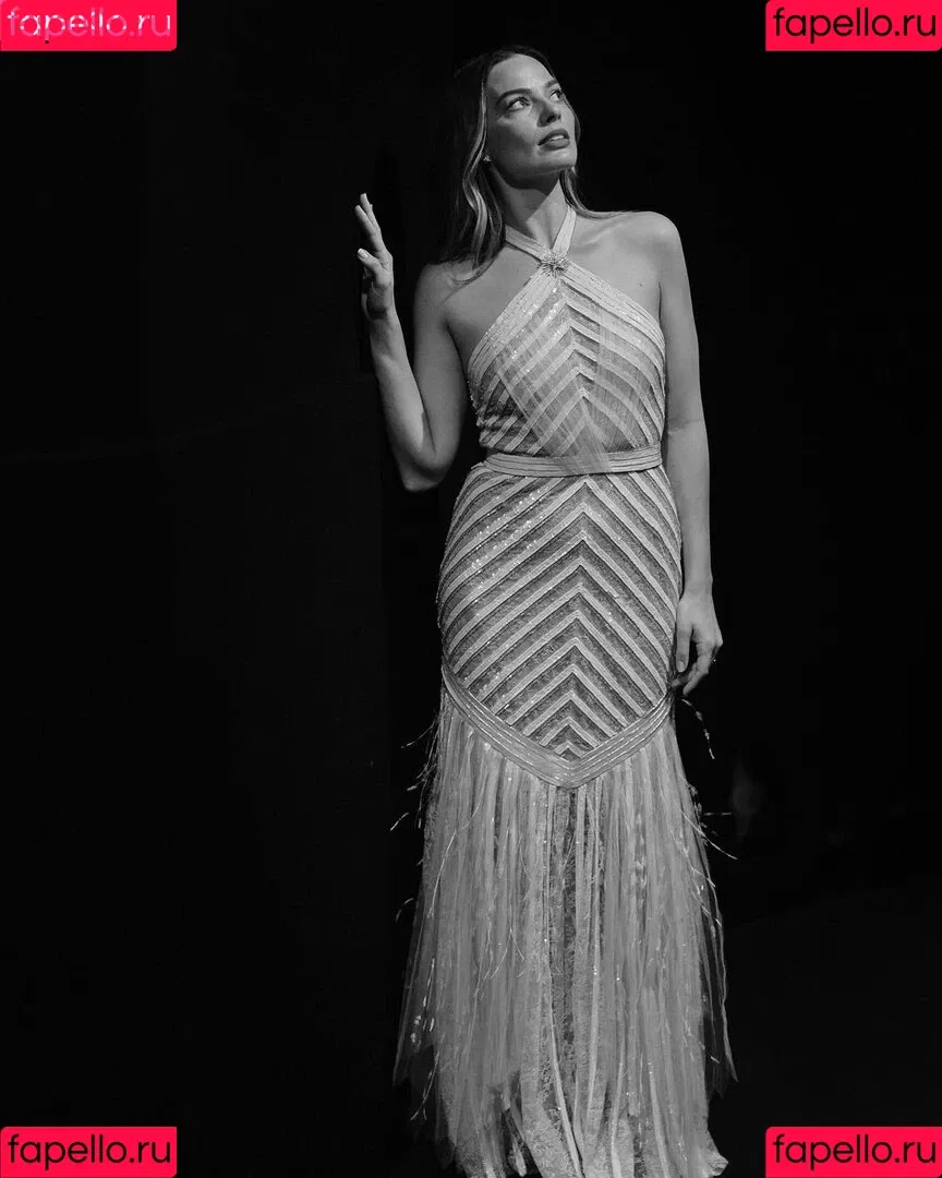 Margot Robbie Onlyfans Photo Gallery 