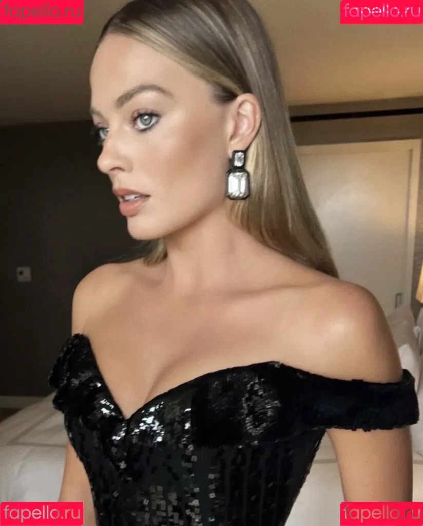 Margot Robbie Onlyfans Photo Gallery 