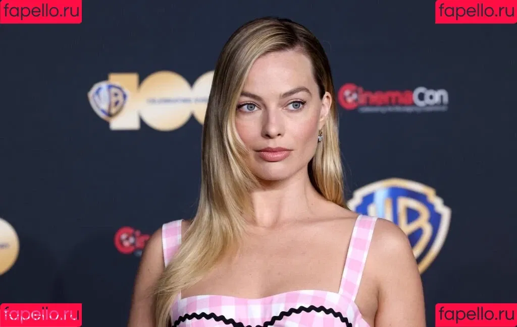 Margot Robbie Onlyfans Photo Gallery 
