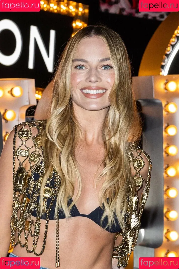 Margot Robbie Onlyfans Photo Gallery 