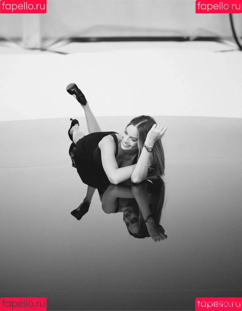 Margot Robbie Onlyfans Photo Gallery 