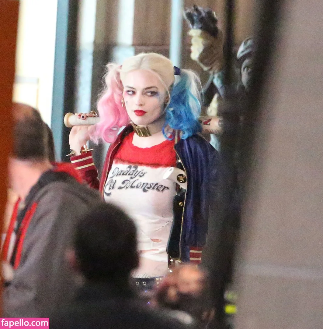 Margot Robbie Onlyfans Photo Gallery 