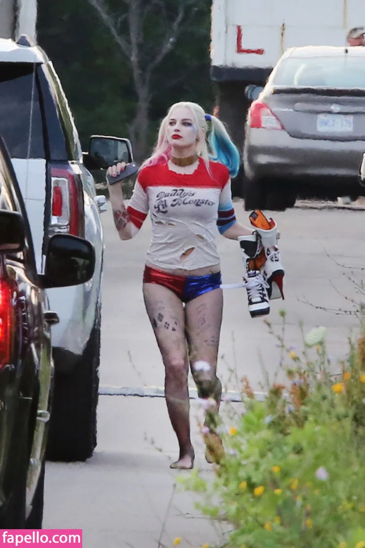 Margot Robbie Onlyfans Photo Gallery 