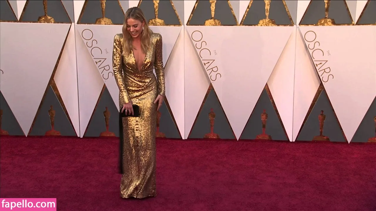 Margot Robbie Onlyfans Photo Gallery 