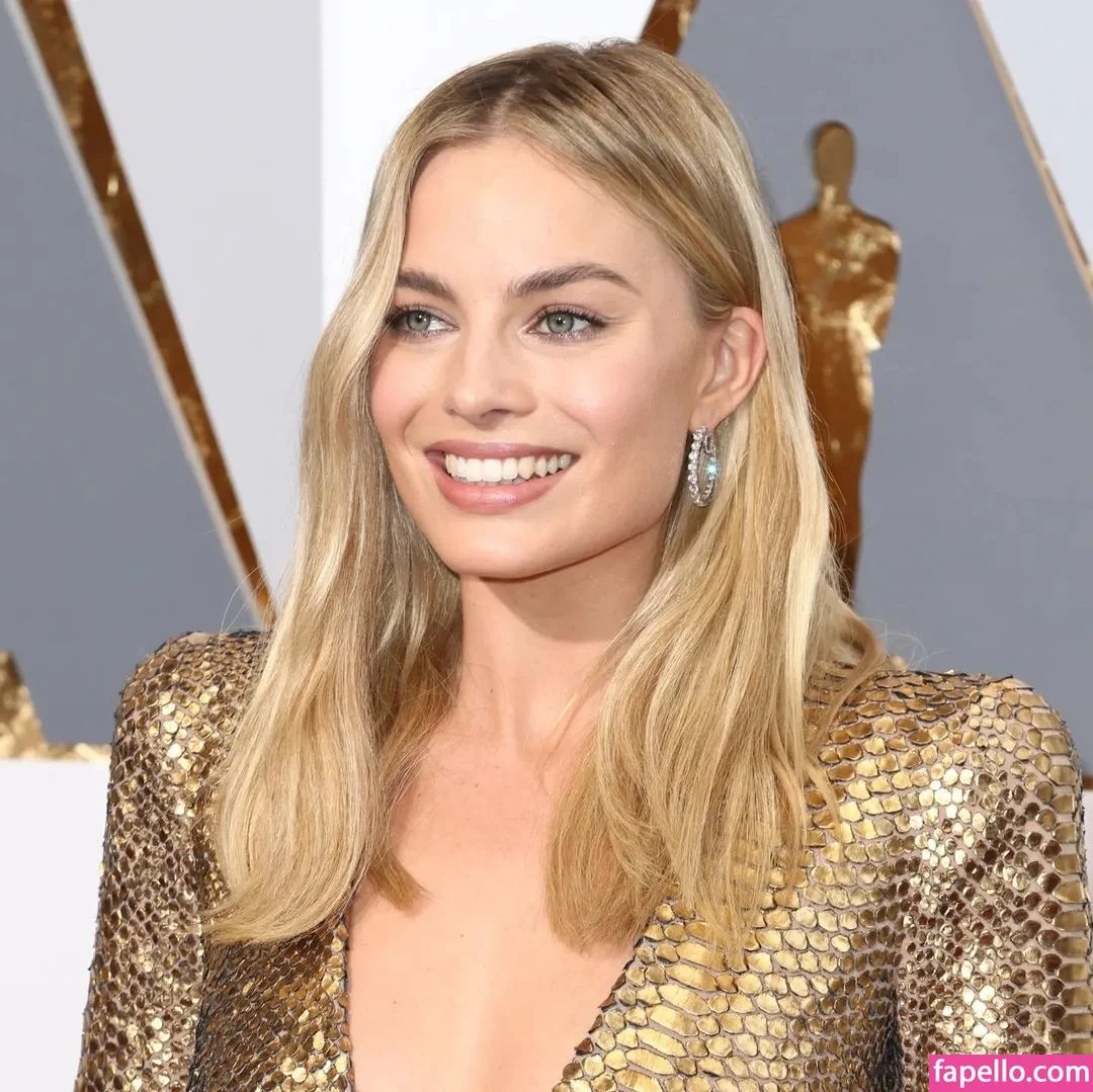 Margot Robbie Onlyfans Photo Gallery 