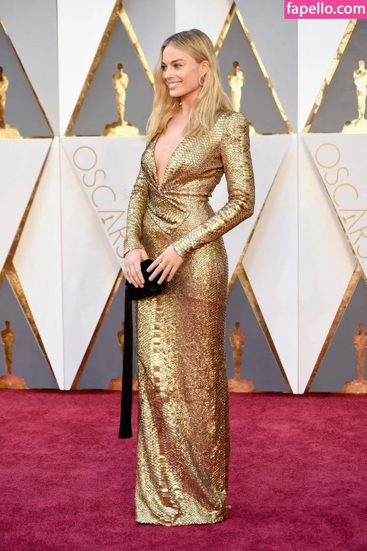 Margot Robbie Onlyfans Photo Gallery 