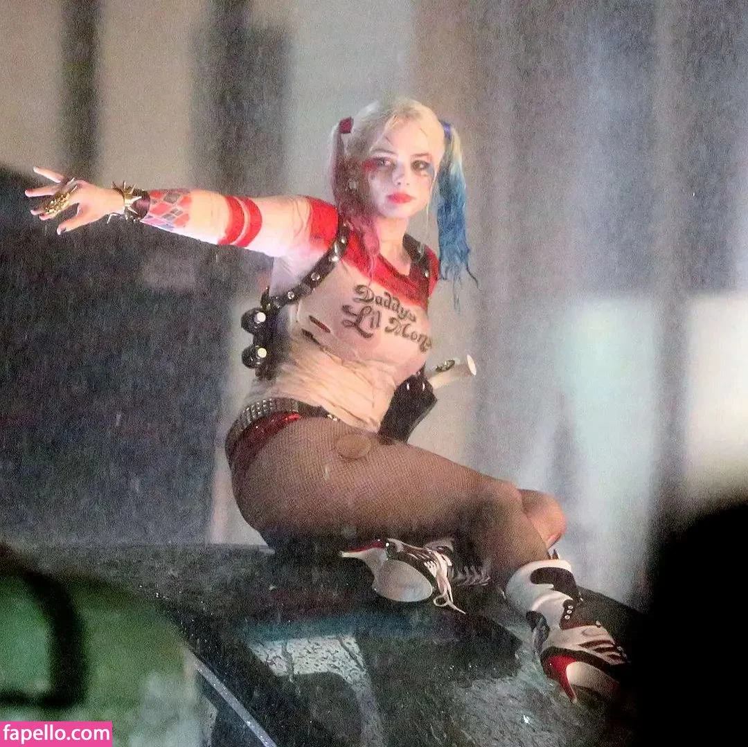 Margot Robbie Onlyfans Photo Gallery 