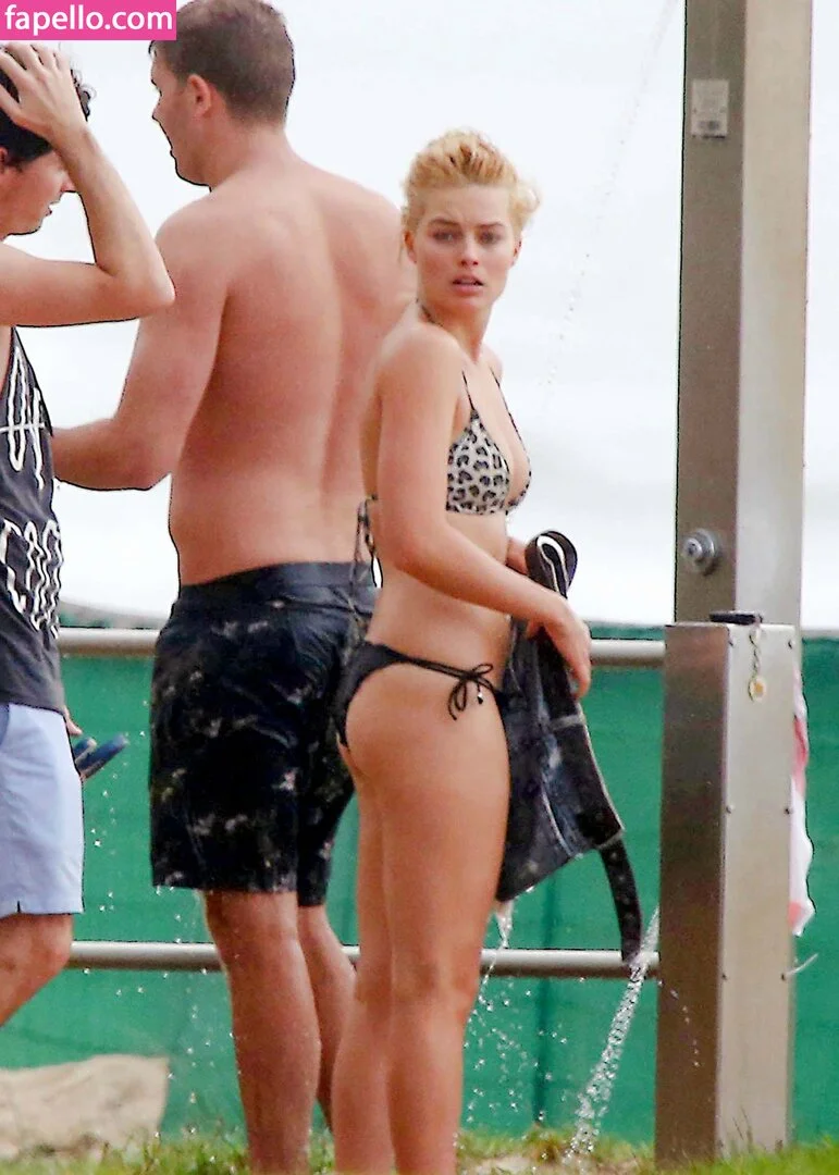 Margot Robbie Onlyfans Photo Gallery 