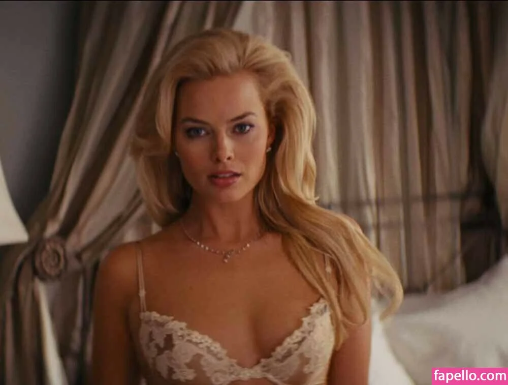 Margot Robbie Onlyfans Photo Gallery 
