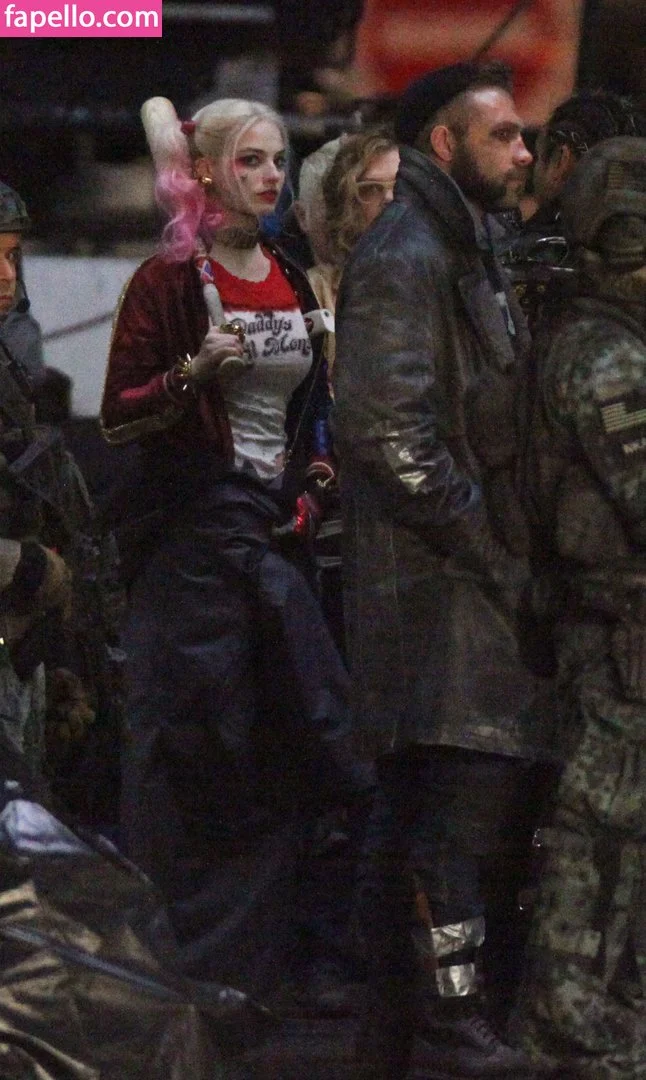 Margot Robbie Onlyfans Photo Gallery 