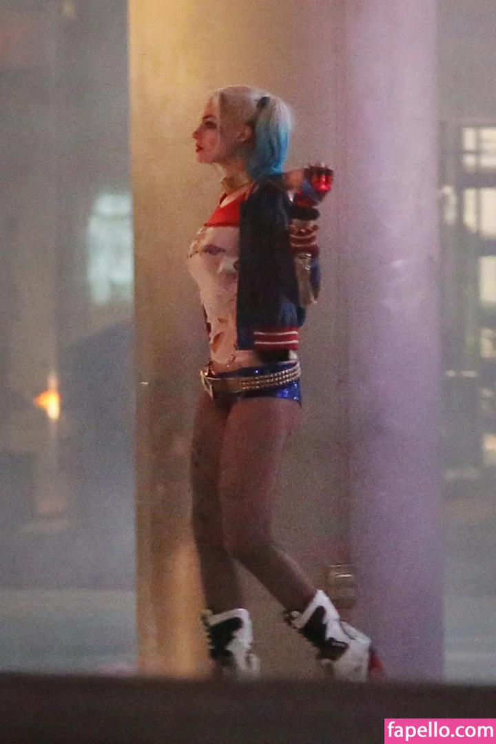 Margot Robbie Onlyfans Photo Gallery 
