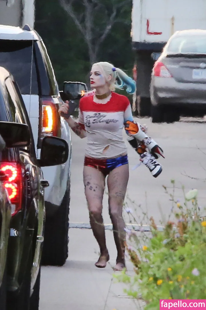 Margot Robbie Onlyfans Photo Gallery 