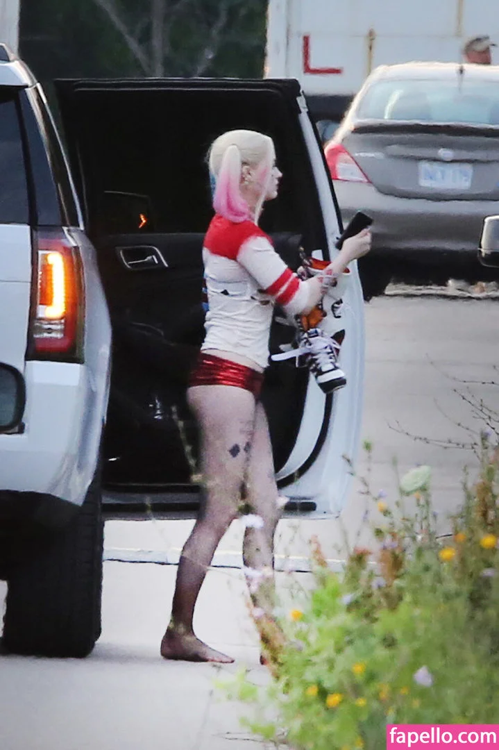 Margot Robbie Onlyfans Photo Gallery 