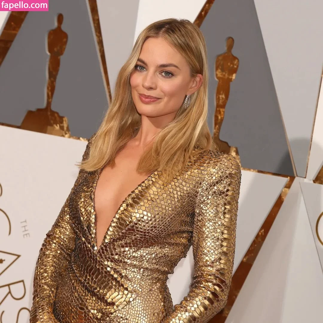 Margot Robbie Onlyfans Photo Gallery 