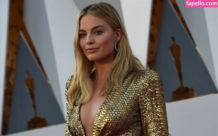 Margot Robbie Onlyfans Photo Gallery 