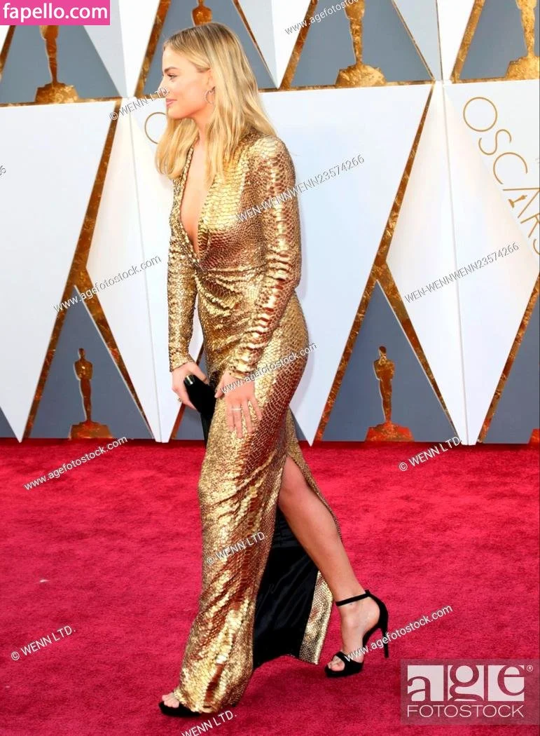 Margot Robbie Onlyfans Photo Gallery 