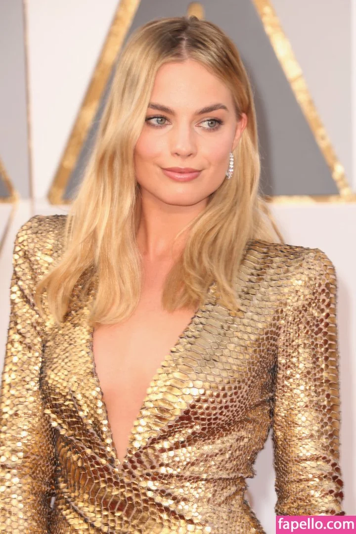 Margot Robbie Onlyfans Photo Gallery 