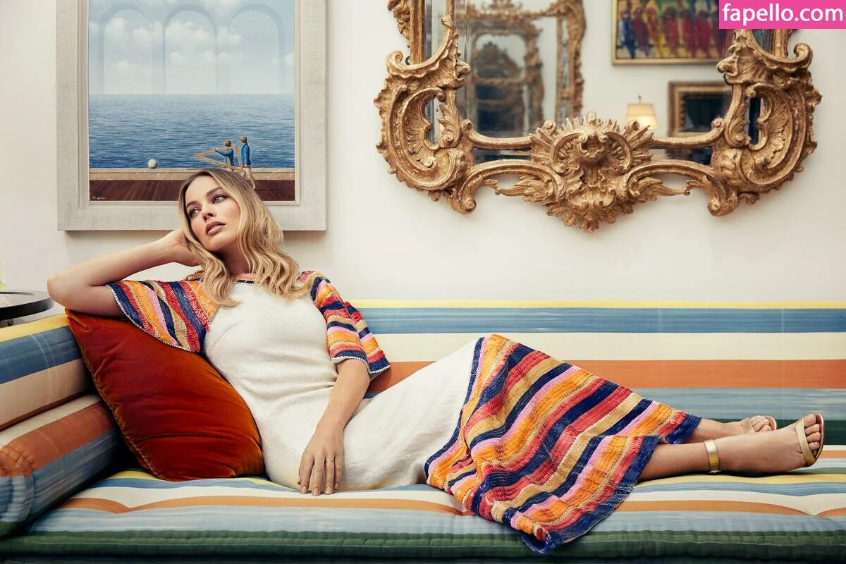 Margot Robbie Onlyfans Photo Gallery 