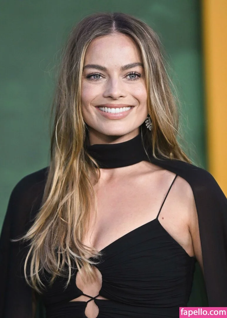 Margot Robbie Onlyfans Photo Gallery 
