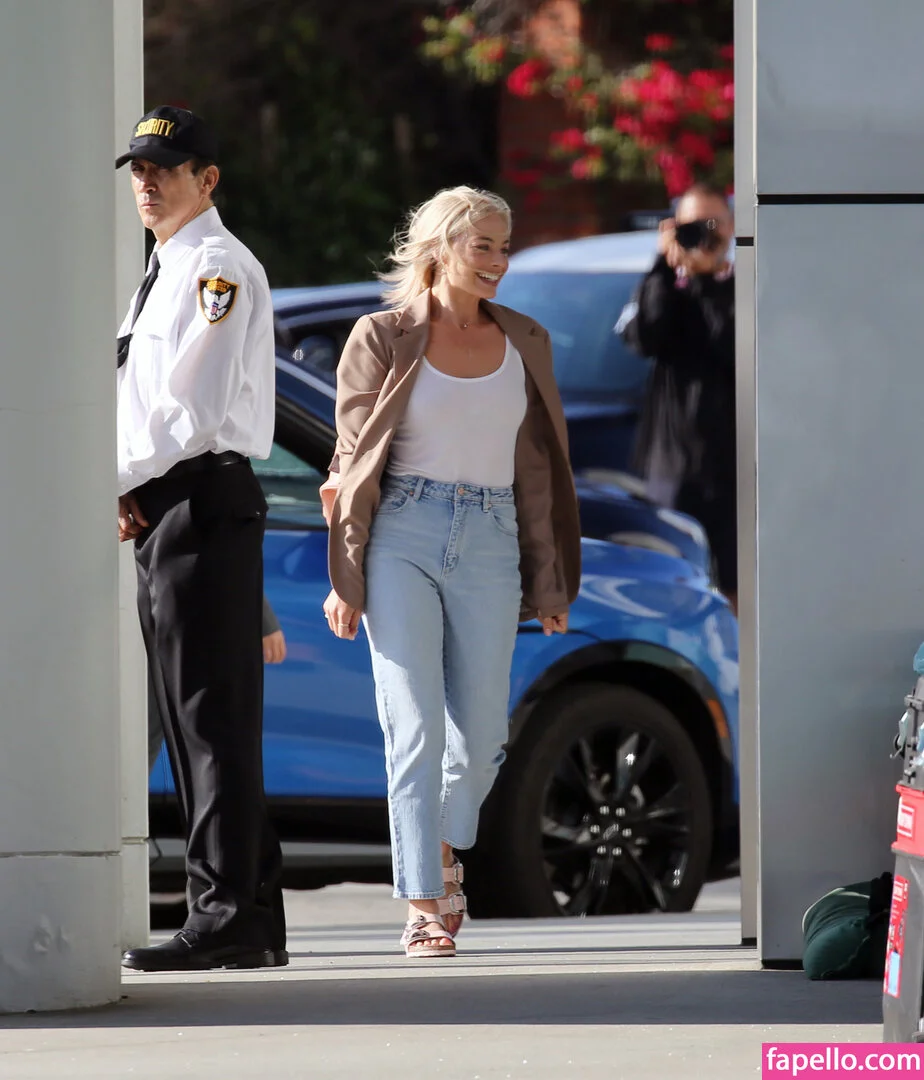 Margot Robbie Onlyfans Photo Gallery 