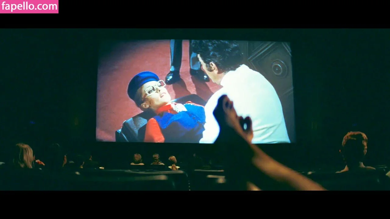 Margot Robbie Onlyfans Photo Gallery 