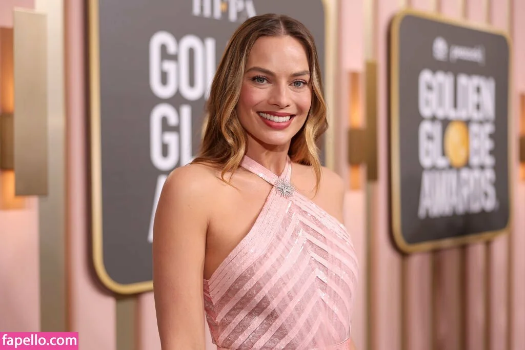 Margot Robbie Onlyfans Photo Gallery 