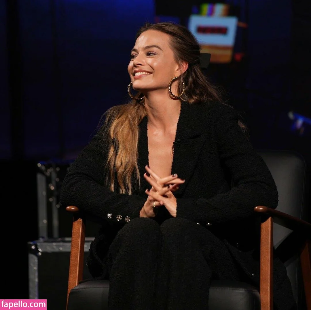 Margot Robbie Onlyfans Photo Gallery 