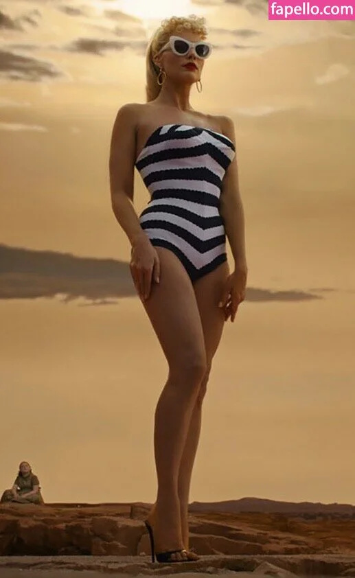 Margot Robbie Onlyfans Photo Gallery 