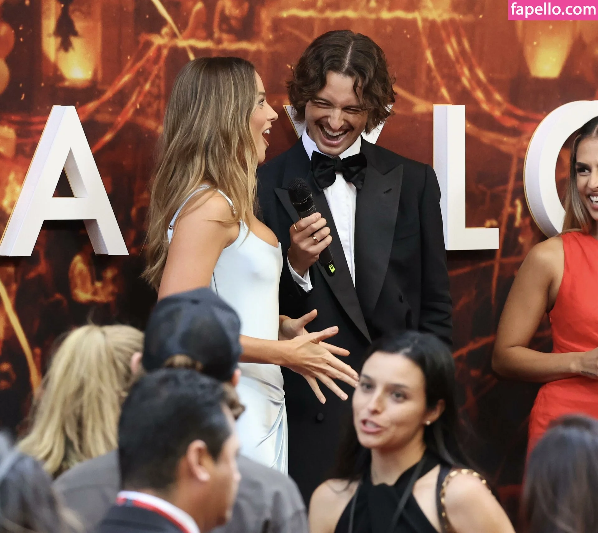 Margot Robbie Onlyfans Photo Gallery 