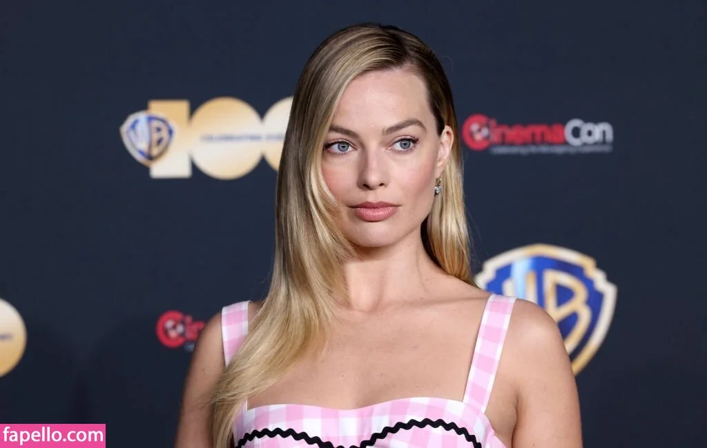 Margot Robbie Onlyfans Photo Gallery 