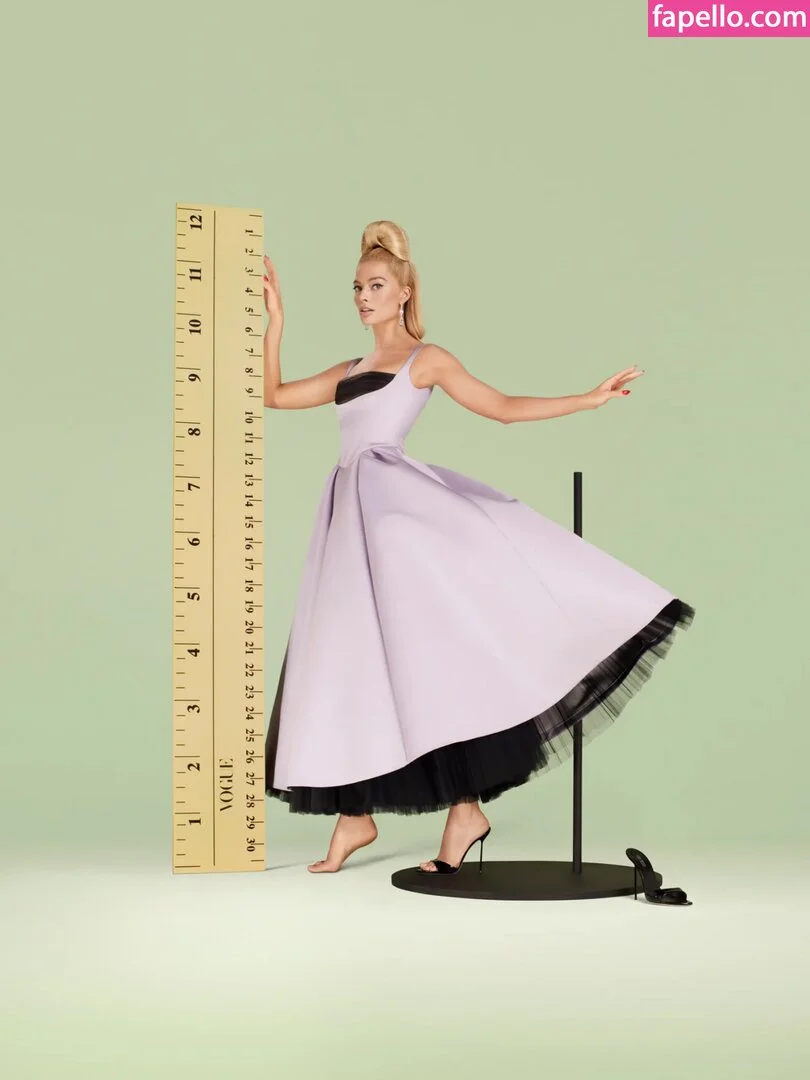 Margot Robbie Onlyfans Photo Gallery 