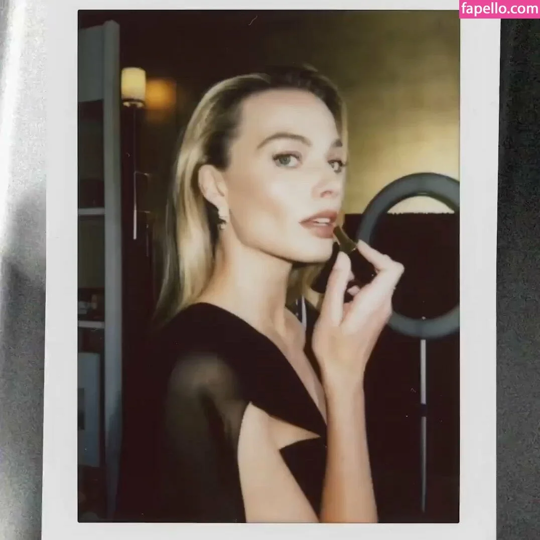Margot Robbie Onlyfans Photo Gallery 