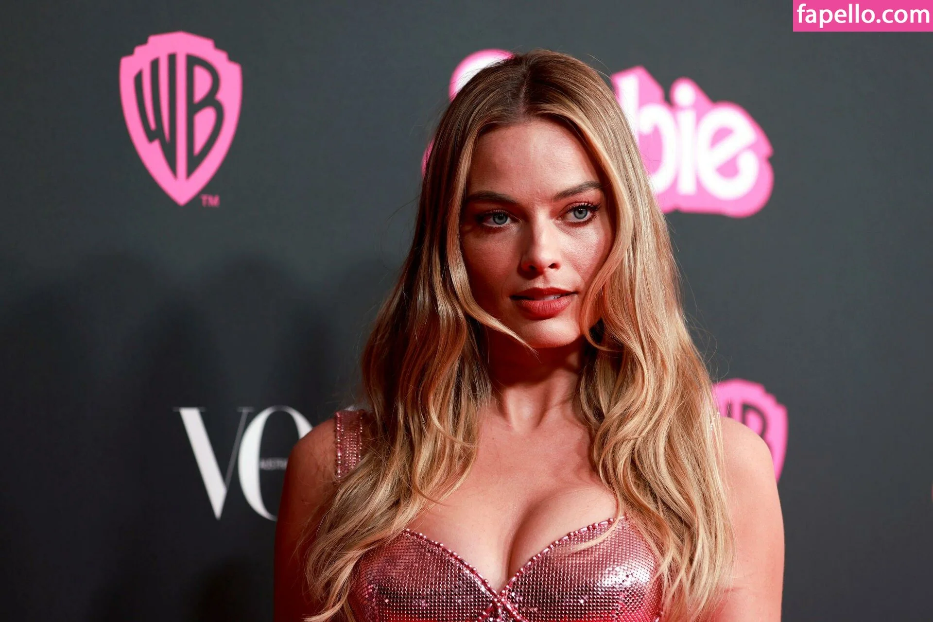 Margot Robbie Onlyfans Photo Gallery 