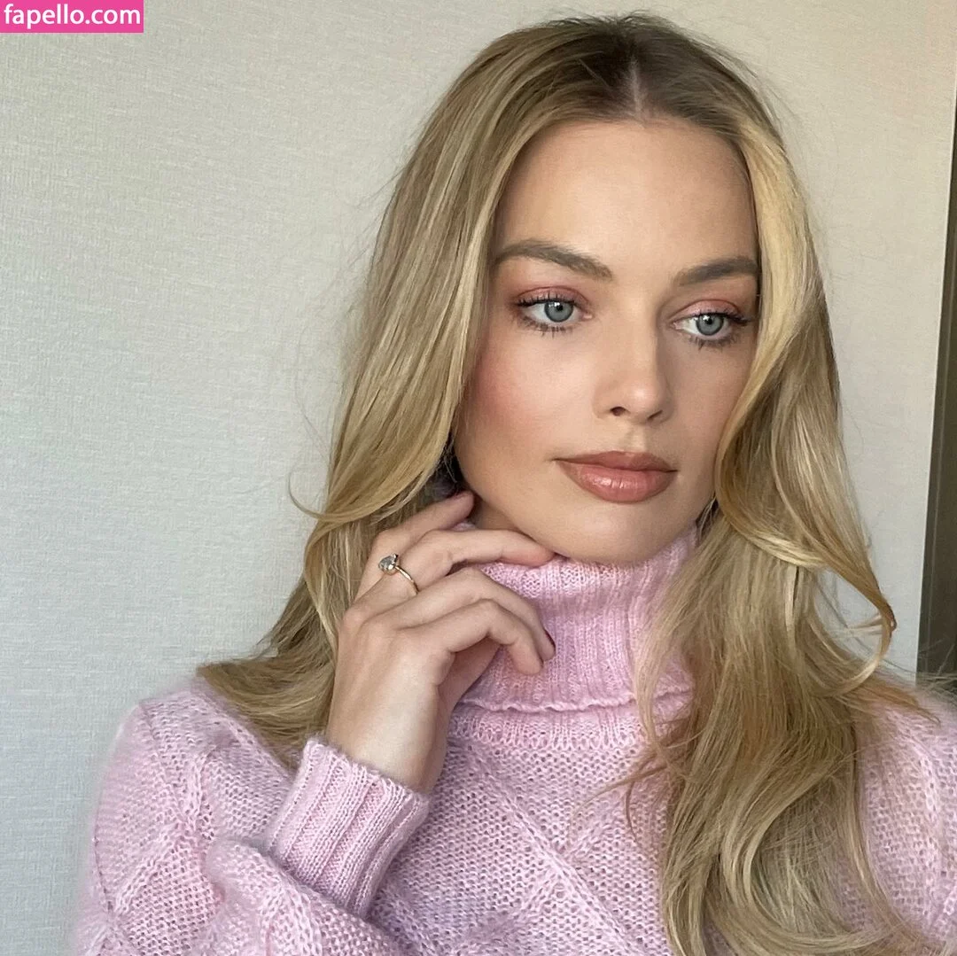 Margot Robbie Onlyfans Photo Gallery 