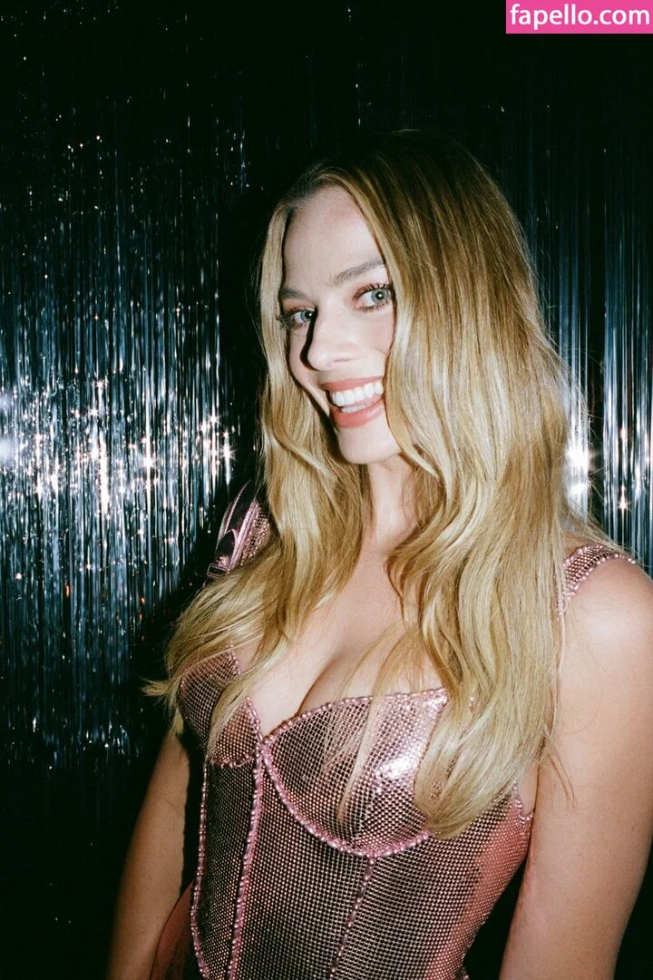 Margot Robbie Onlyfans Photo Gallery 