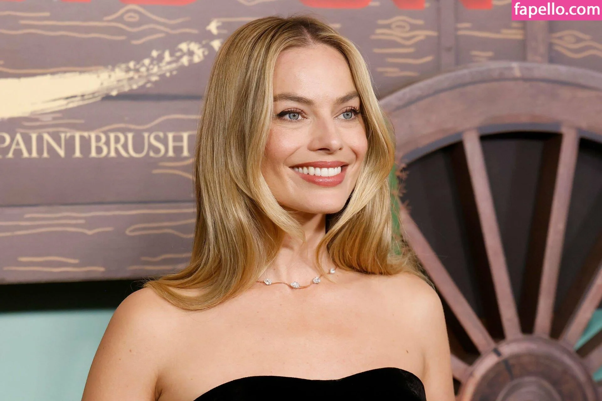 Margot Robbie Onlyfans Photo Gallery 