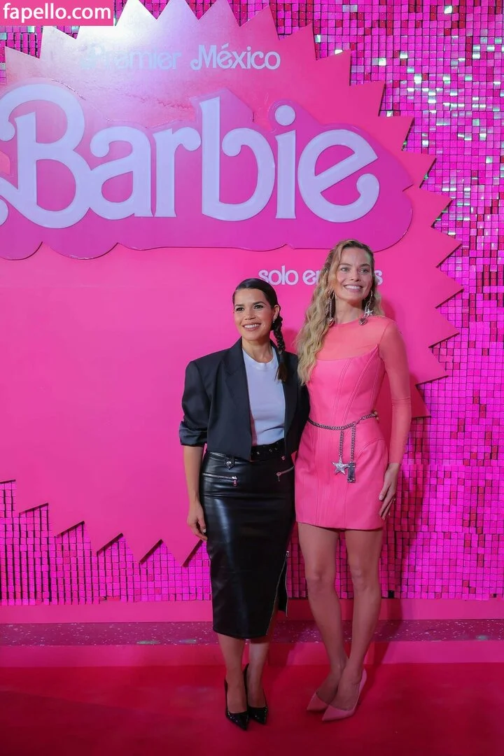 Margot Robbie Onlyfans Photo Gallery 