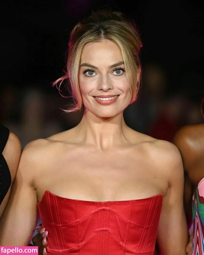 Margot Robbie Onlyfans Photo Gallery 