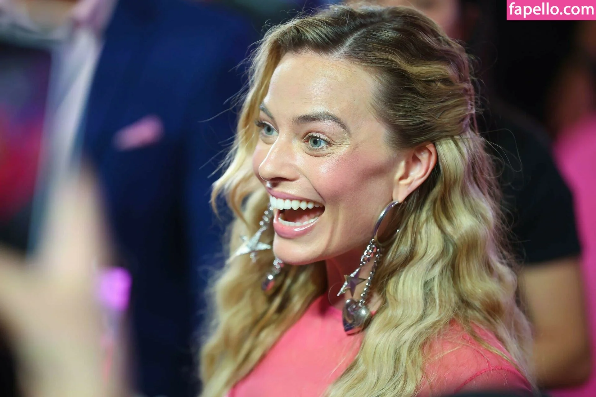 Margot Robbie Onlyfans Photo Gallery 