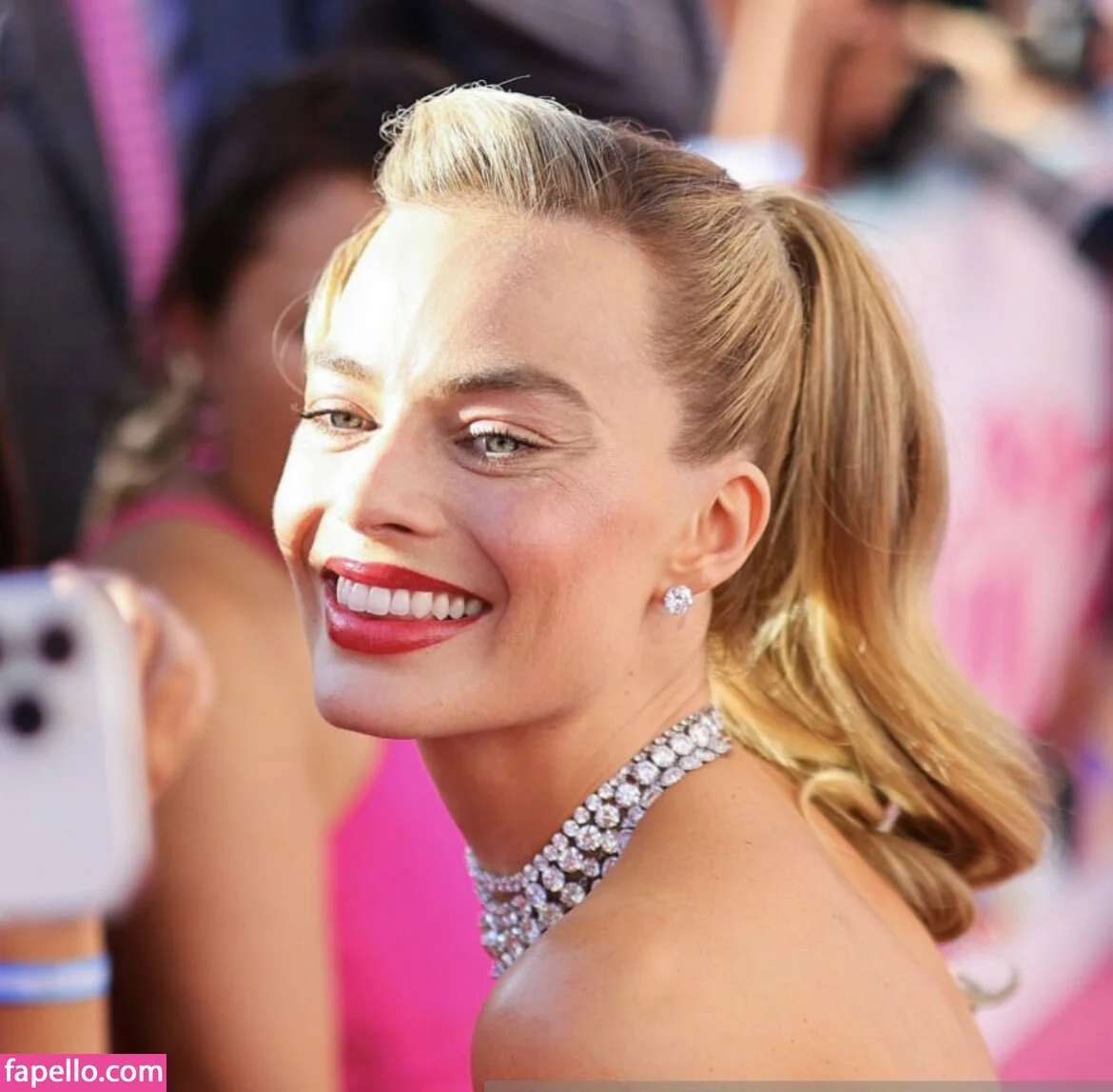 Margot Robbie Onlyfans Photo Gallery 