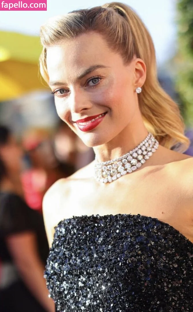 Margot Robbie Onlyfans Photo Gallery 