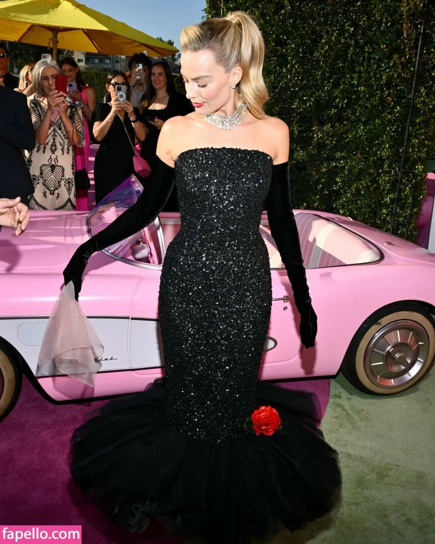 Margot Robbie Onlyfans Photo Gallery 