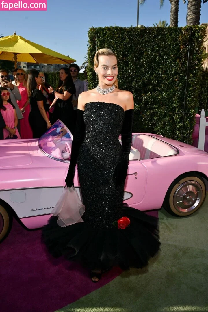 Margot Robbie Onlyfans Photo Gallery 