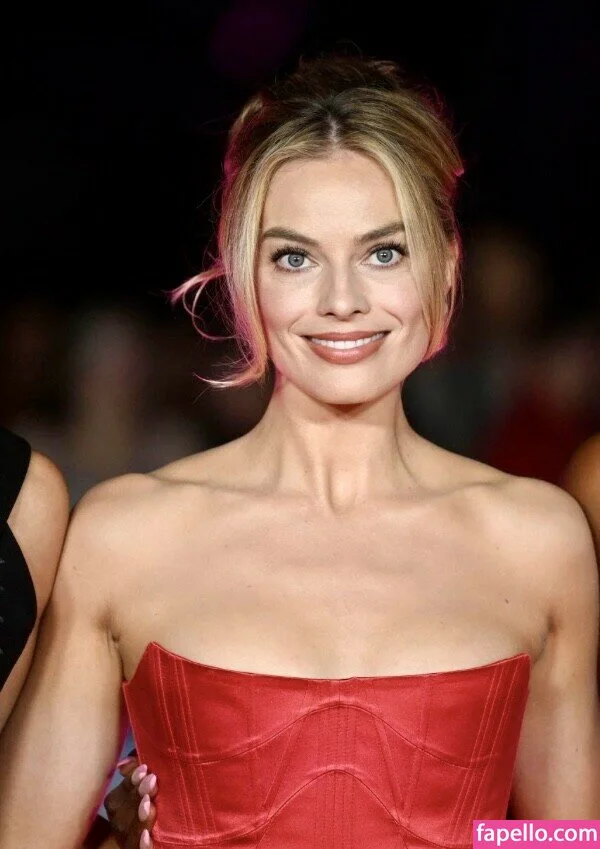 Margot Robbie Onlyfans Photo Gallery 