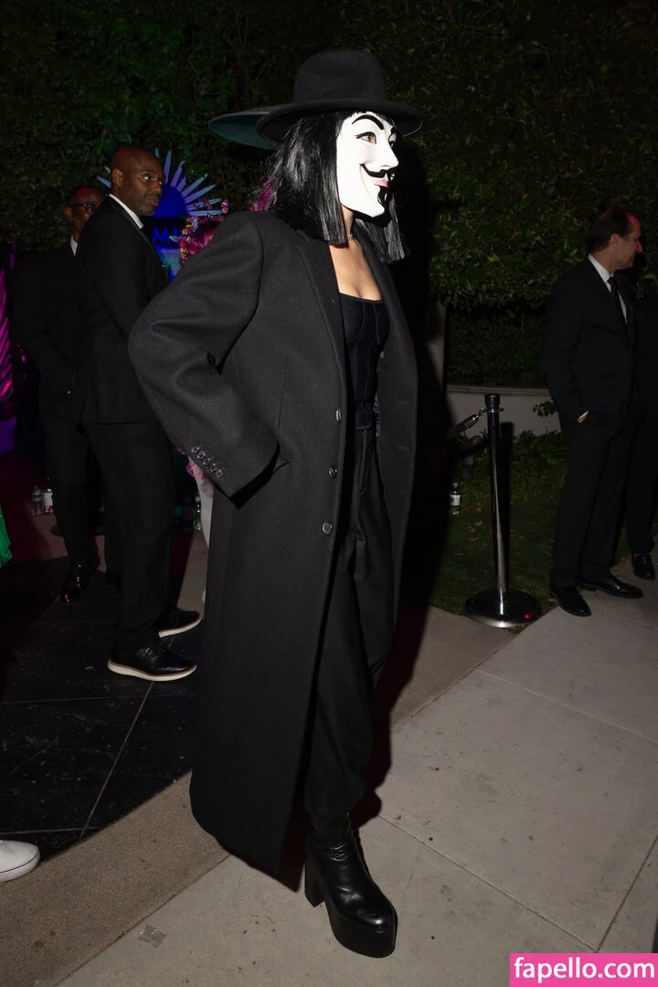 Margot Robbie Onlyfans Photo Gallery 