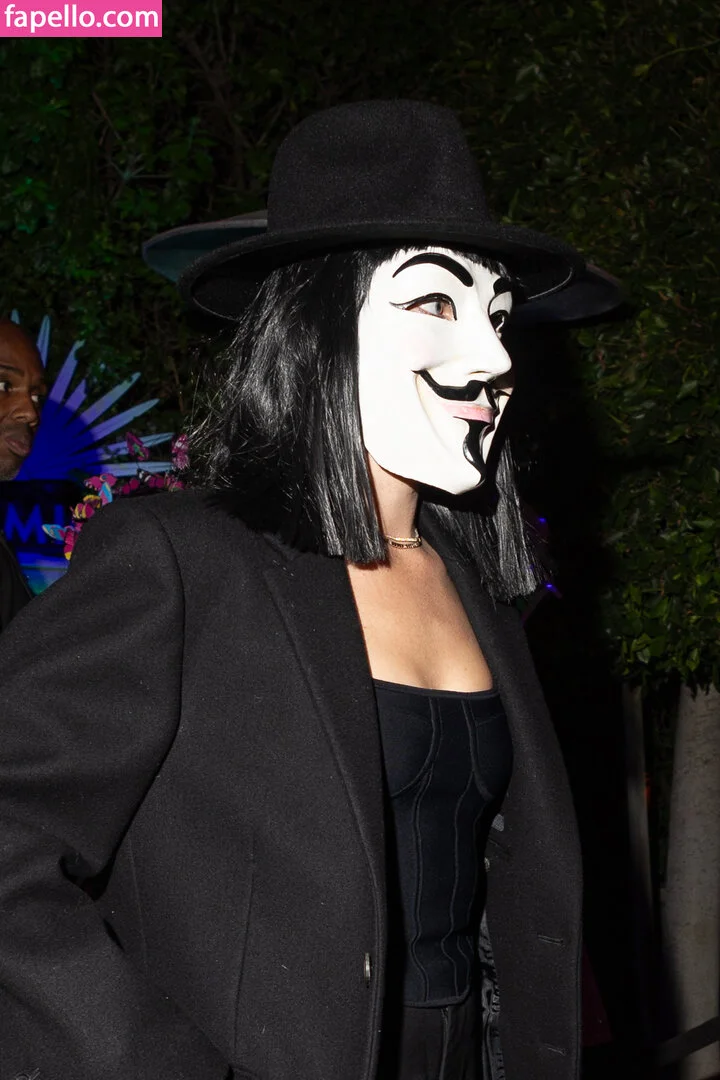 Margot Robbie Onlyfans Photo Gallery 